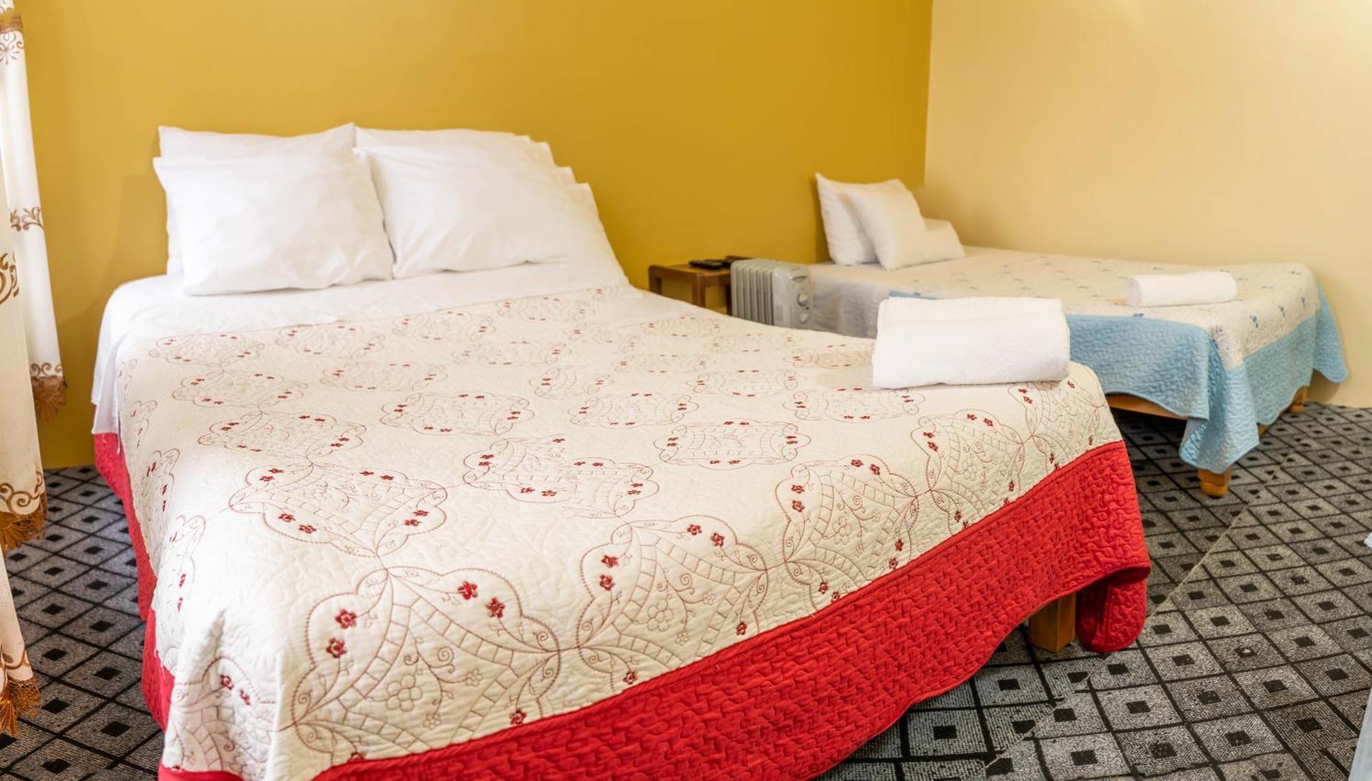 Yunguyo Hotel Summita מראה חיצוני תמונה