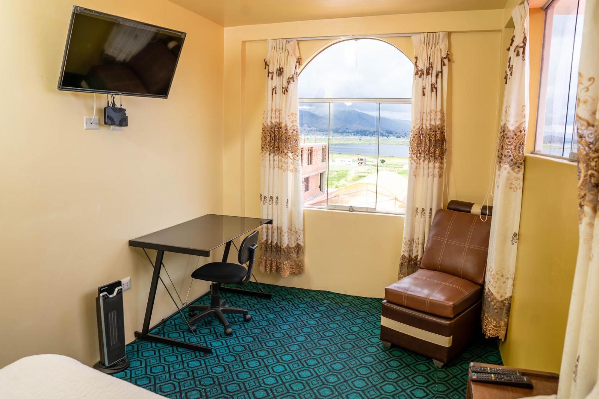 Yunguyo Hotel Summita מראה חיצוני תמונה