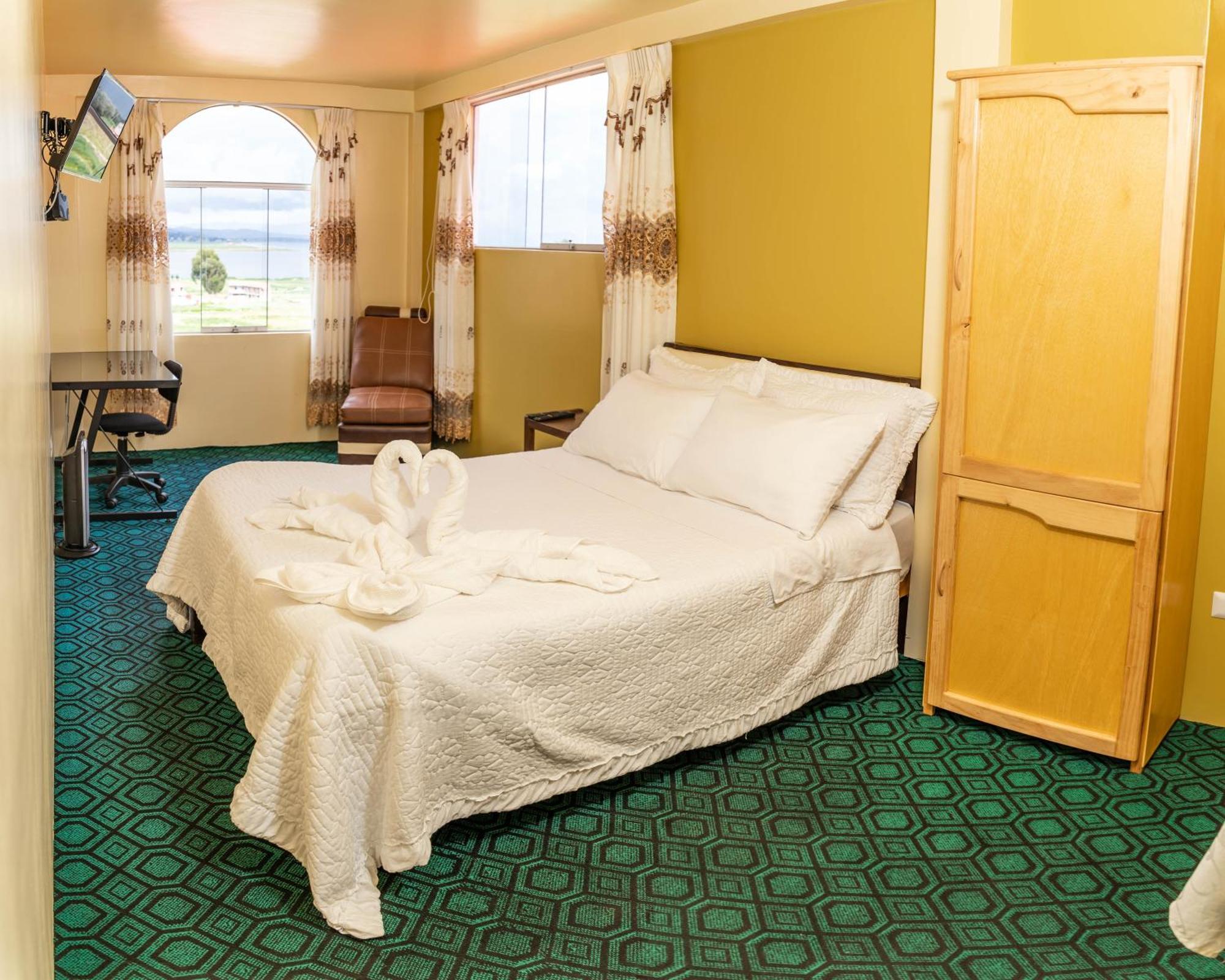 Yunguyo Hotel Summita מראה חיצוני תמונה