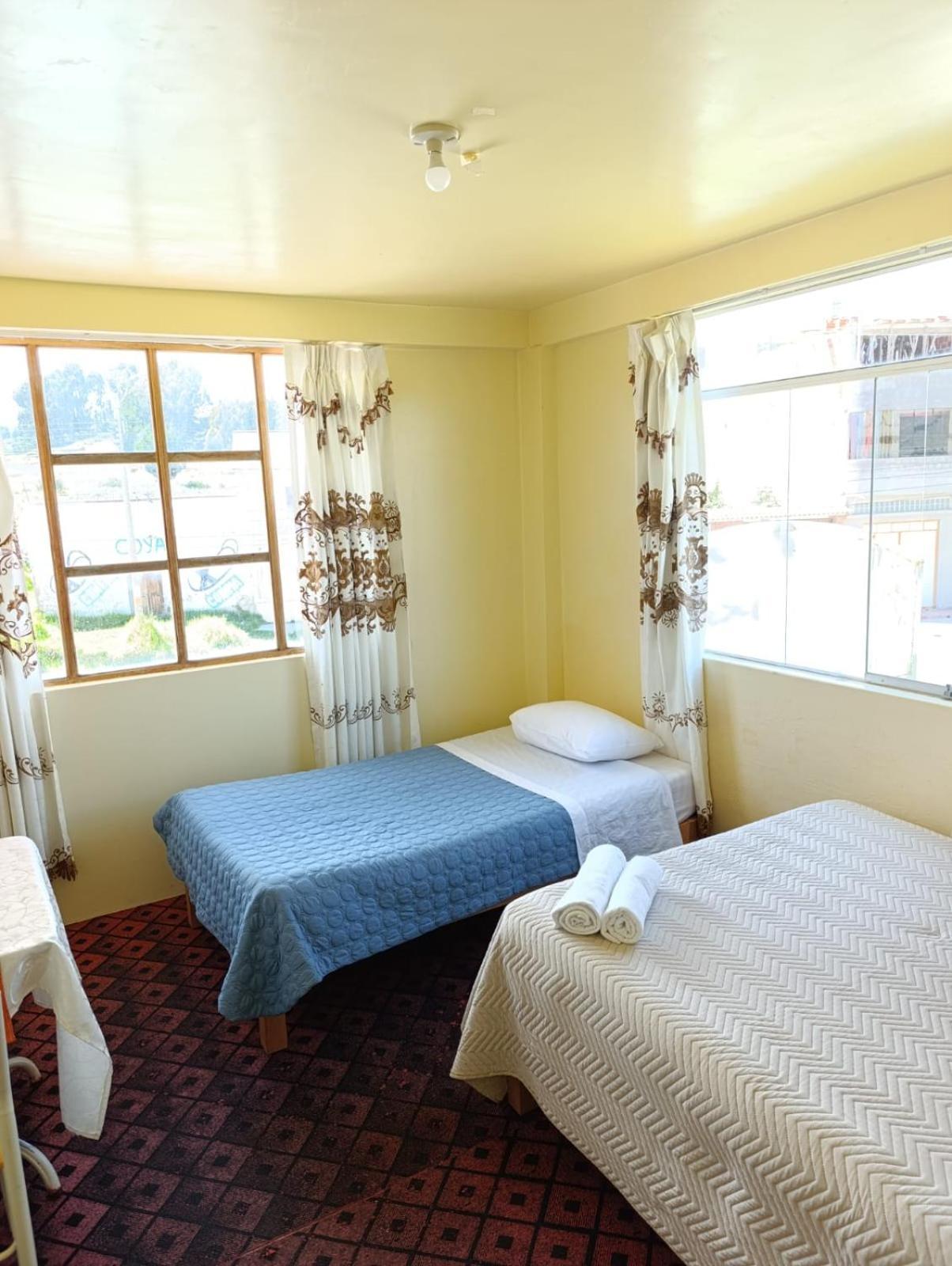 Yunguyo Hotel Summita מראה חיצוני תמונה