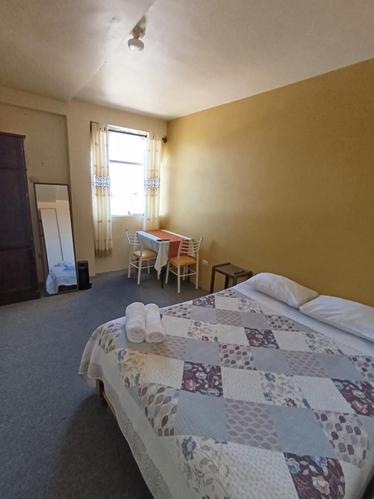 Yunguyo Hotel Summita מראה חיצוני תמונה