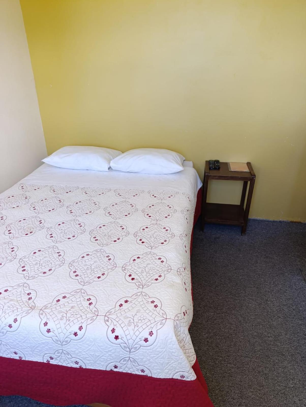 Yunguyo Hotel Summita מראה חיצוני תמונה