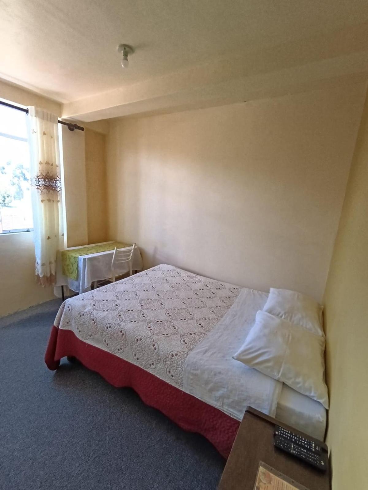 Yunguyo Hotel Summita מראה חיצוני תמונה